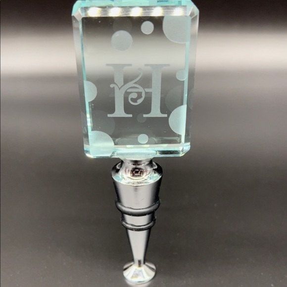 Wine Bottle stopper with the letter “H” - Picture 2 of 7